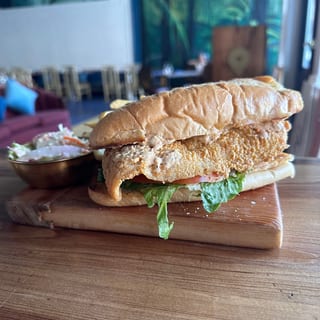 Catfish Po’Boy